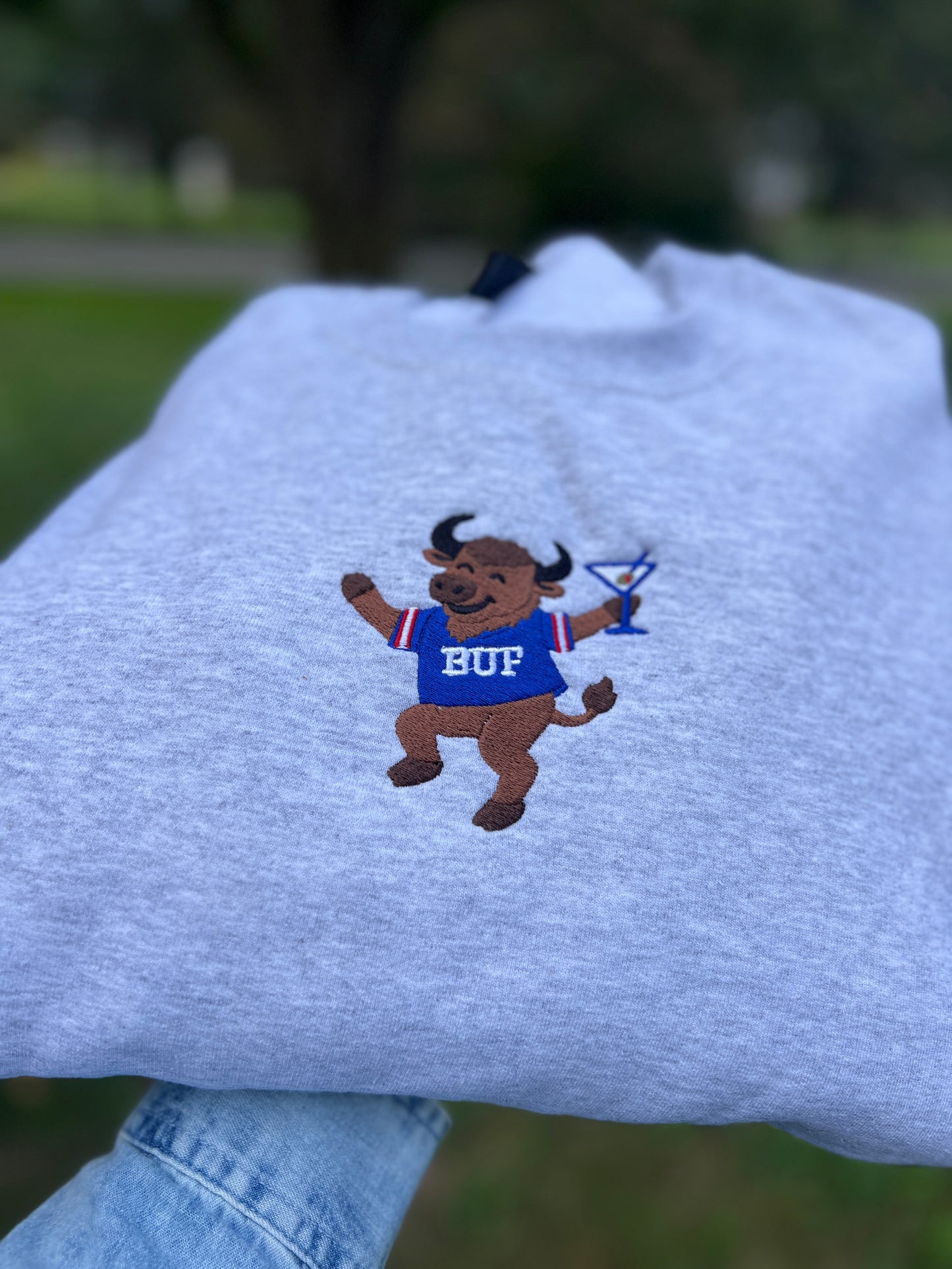 Tini Buffalo Embroidered Crewneck
