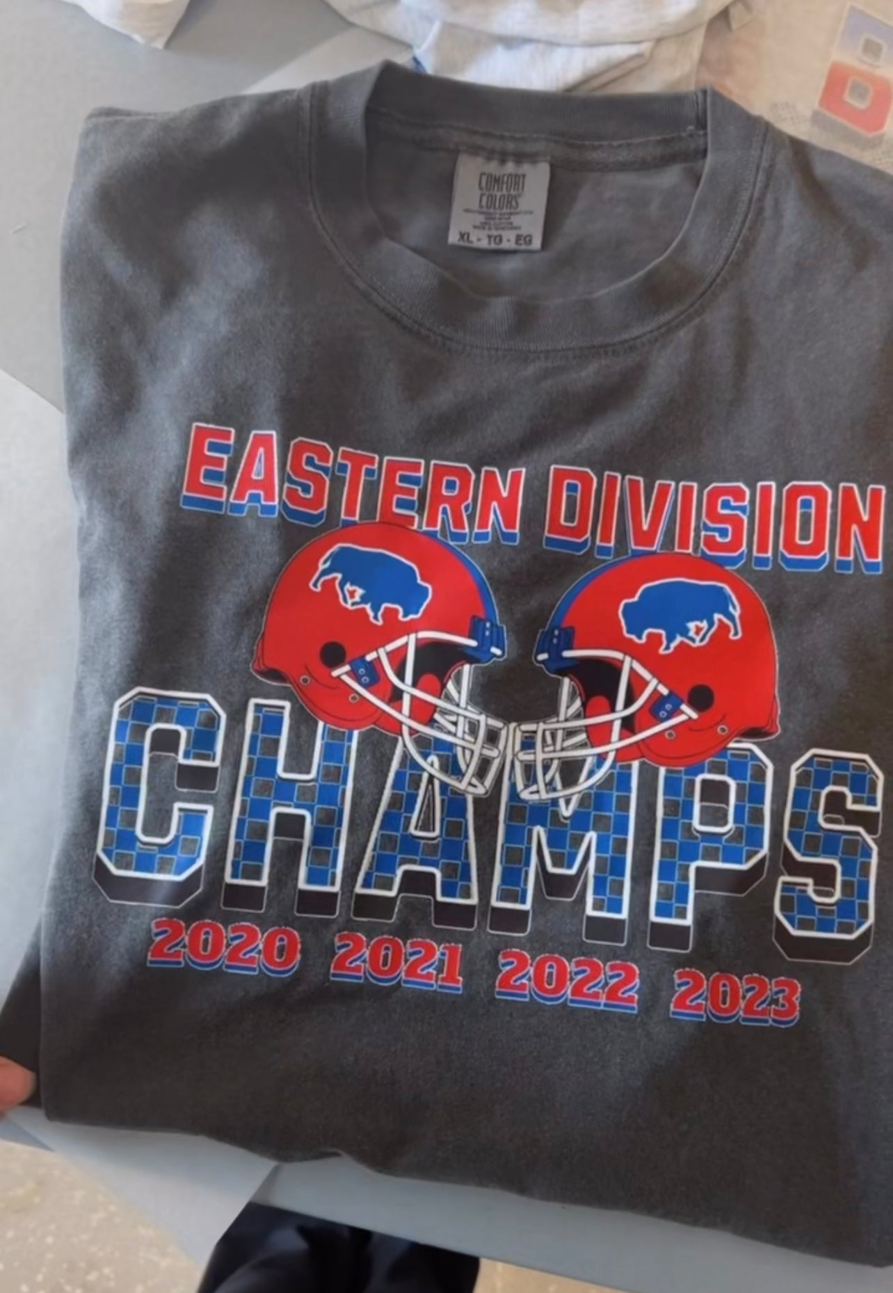 Buffalo champs tee