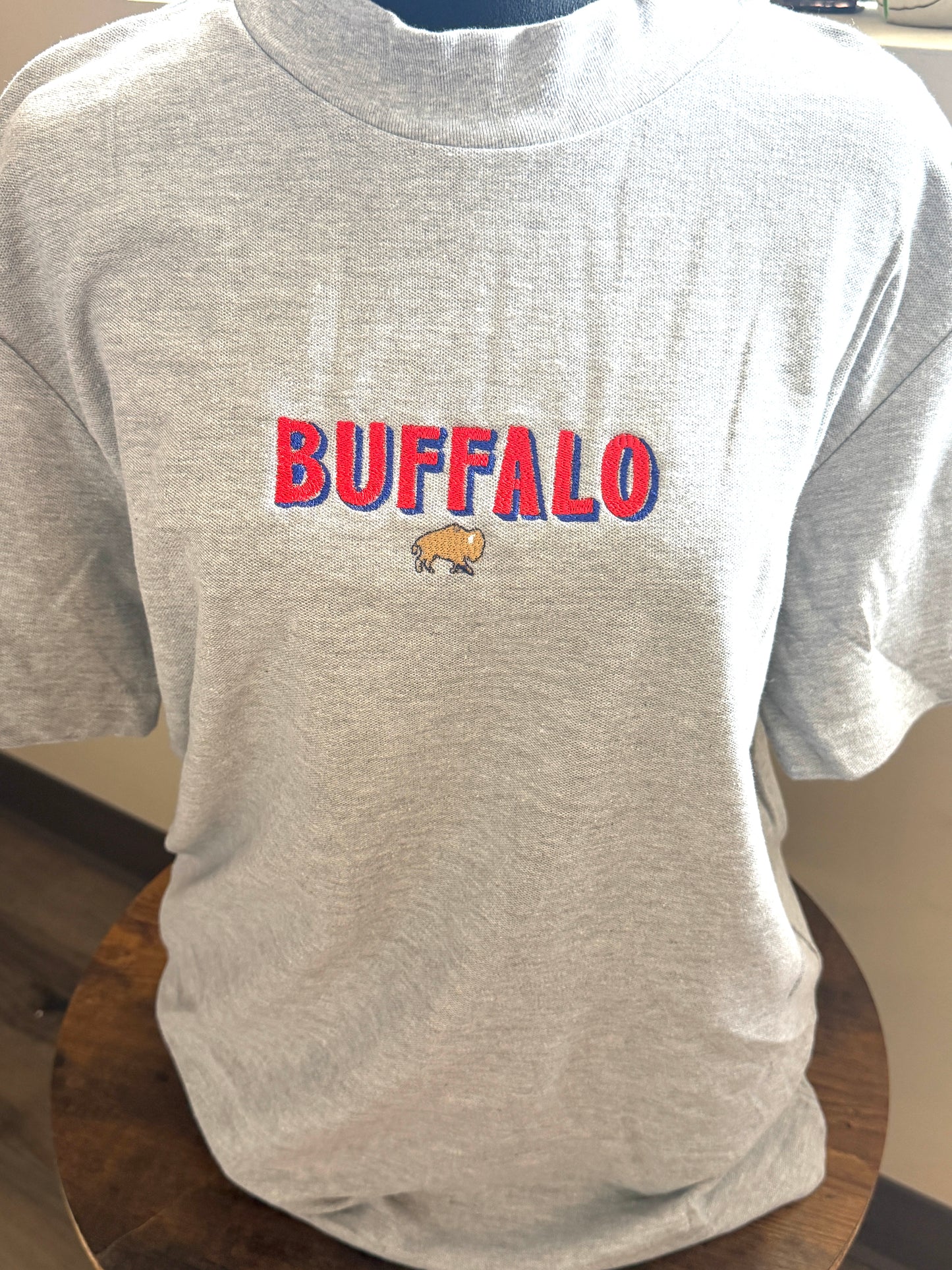 Buffalo embroidered mock neck tee