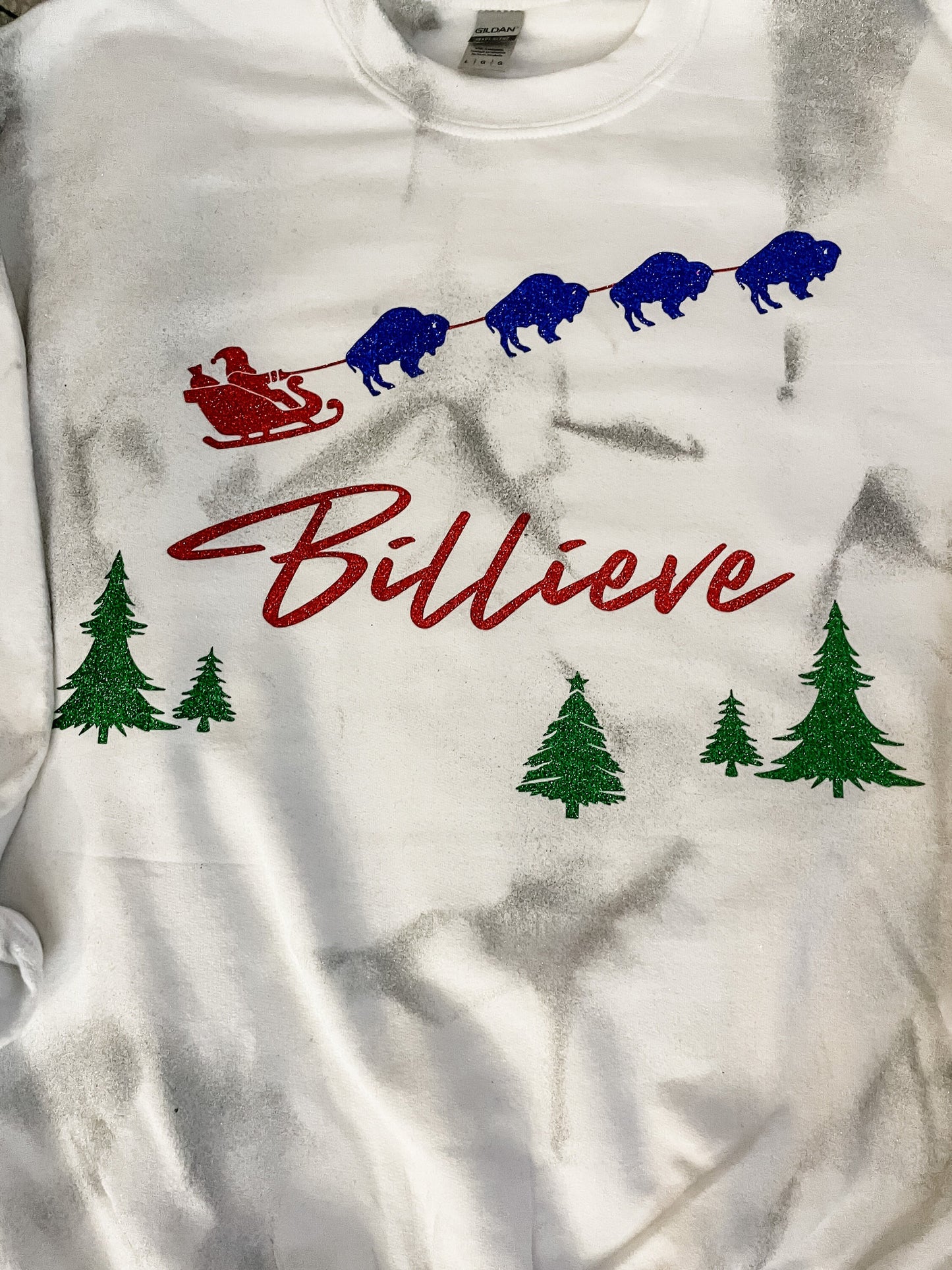Buffalo BILLIEVE Santa Crewneck