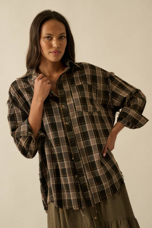 Plaid Oversized Raw-Edge Exposed-Seam Pocket Shirt: Black