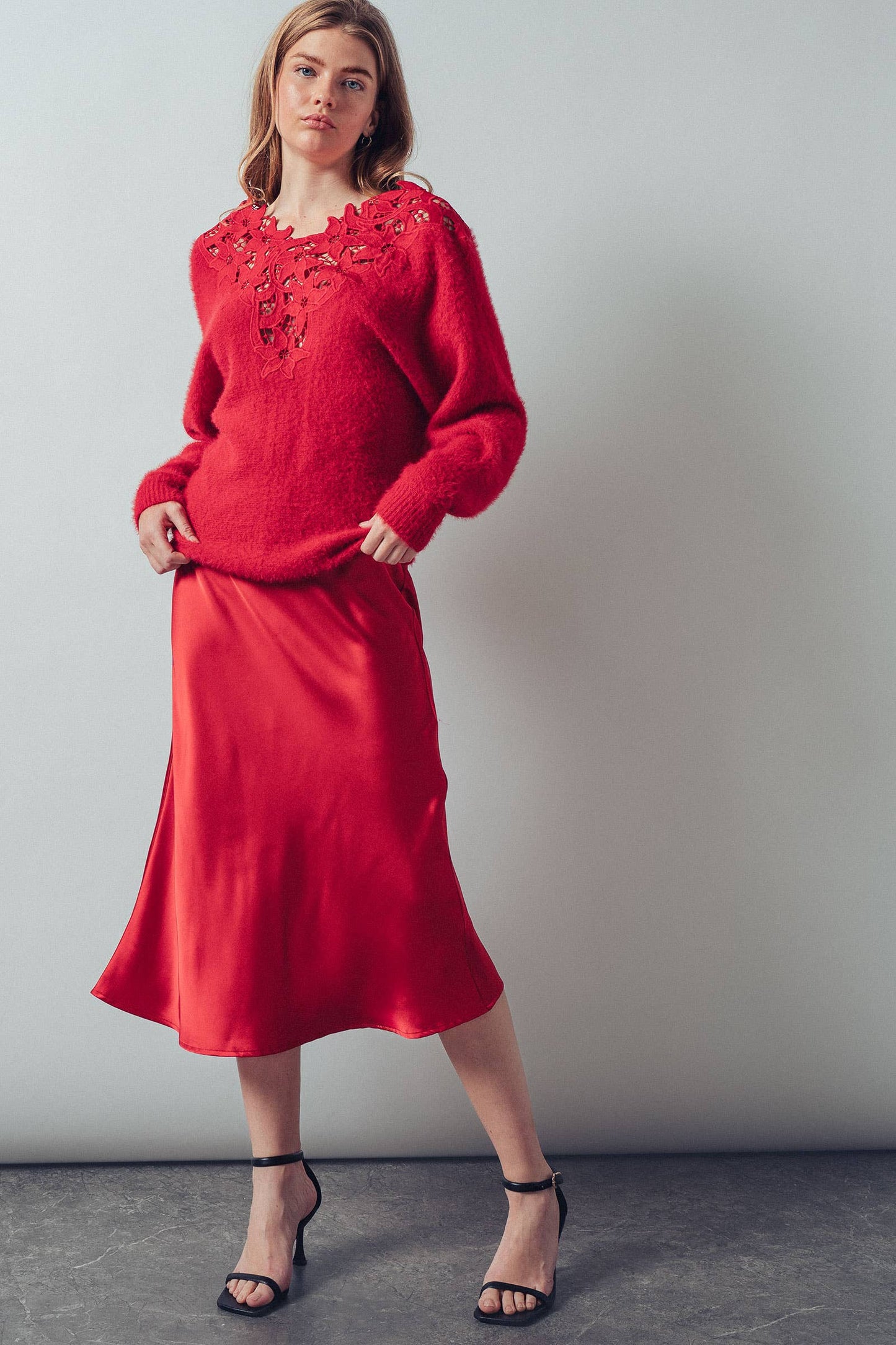 Lace Appliqué Eyelash Knit V-Neck Sweater