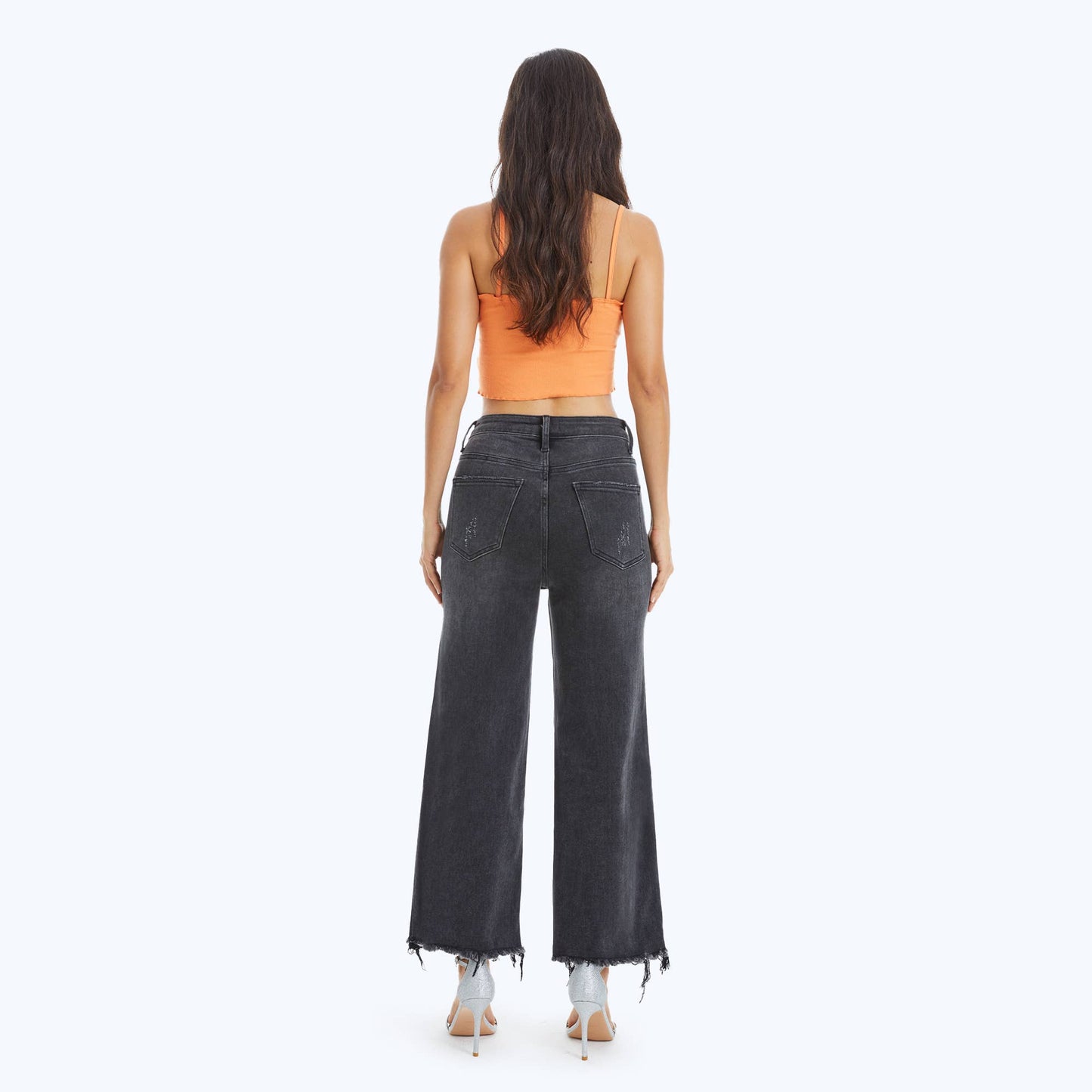 HIGH RISE WIDE LEG JEANS WITH FRAYED HEM: WASHED BLACK