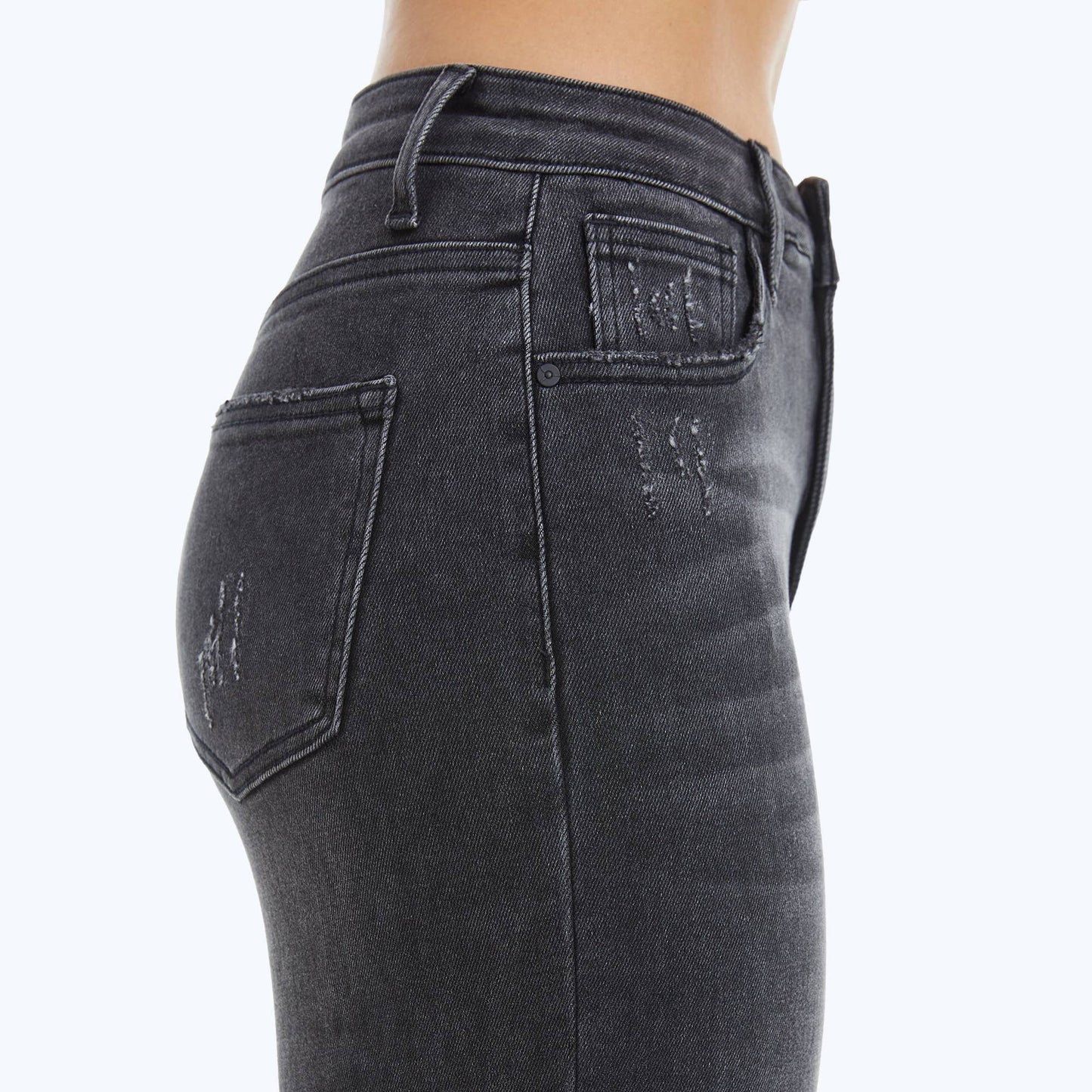 HIGH RISE WIDE LEG JEANS WITH FRAYED HEM: WASHED BLACK