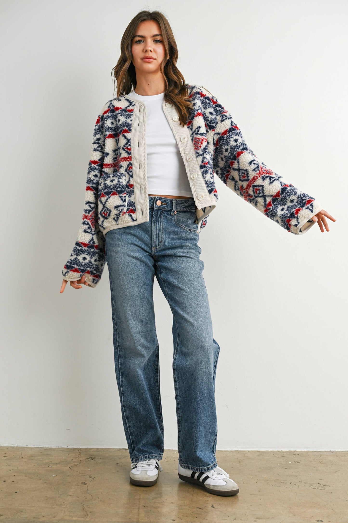 Buttoned Graphic Fleece Long Sleeve Jacket: IVORY / NAVY