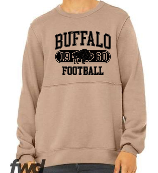 Neutral Buffalo football crew with pocket, Buffalo neutral crew